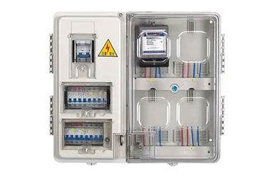 電表箱是電力系統中不可或缺的組成部分，電表箱的材質直接關系到產品的安全性、穩定性和使用壽命。那電表箱用什么材質好呢？接下來跟著電表箱生產廠家邁峰電力公司小編一起了解下吧！